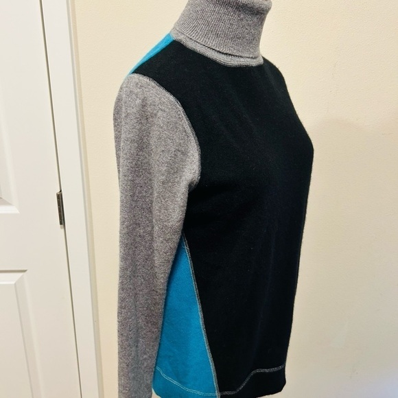 IN Cashmere 100% 2-Ply Cashmere Color Block Blue Black Gray Turtleneck Sweater S - Picture 3 of 5